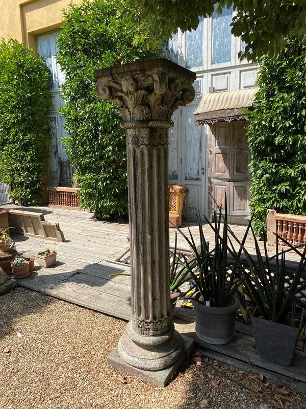 Coppia di Colonne