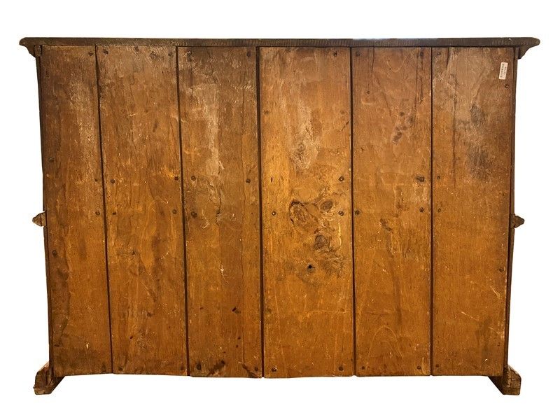 Credenza
