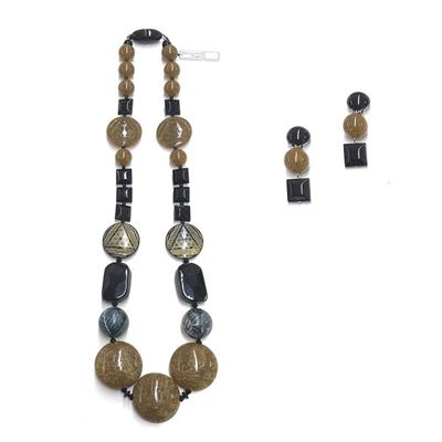 Collana e Orecchini della Linea “caramel”