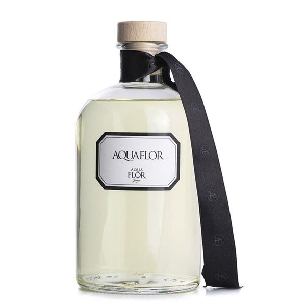 AQUA FLOR FIRENZE - N. 1 Voucher per una visita del negozio e per un profumo personalizzato da creare insieme al maestro profumiere e N. 1 diffusore d’ambiente Aquaflor 1L