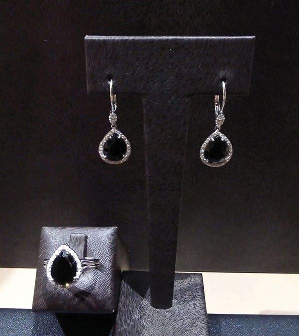 FANI GIOIELLI (Firenze - Siena) - Anello e orecchini in oro bianco con onice centrale e diamanti