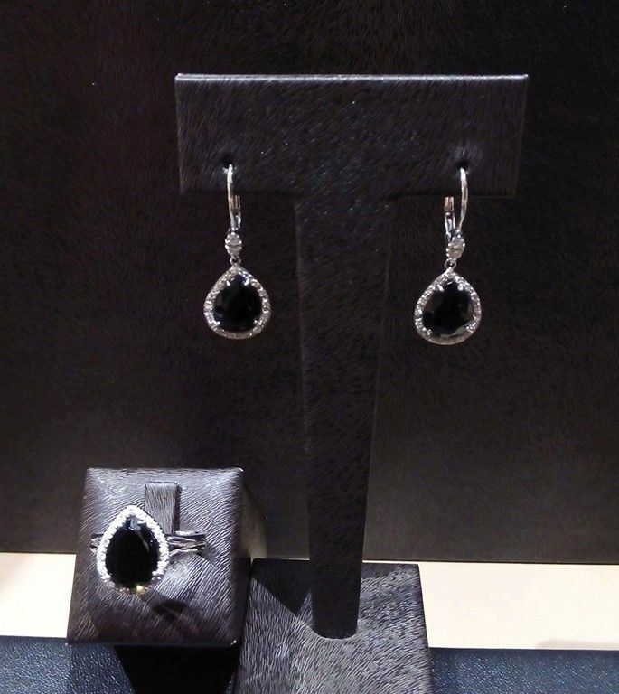 Fani Gioielli - Anello e Orecchini in Oro Bianco con Onice Centrale e Diamanti