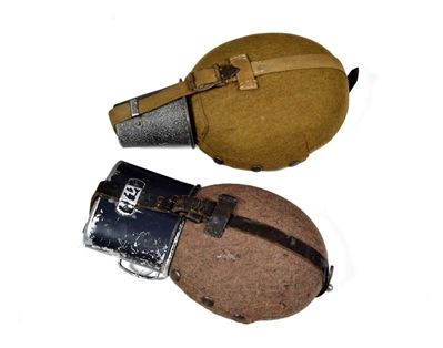 Lotto di Due Borracce della Wehrmacht