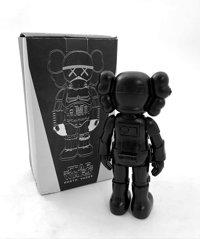 Kaws (Brian Donnelly) : Star Wars Darth Vader - Painted