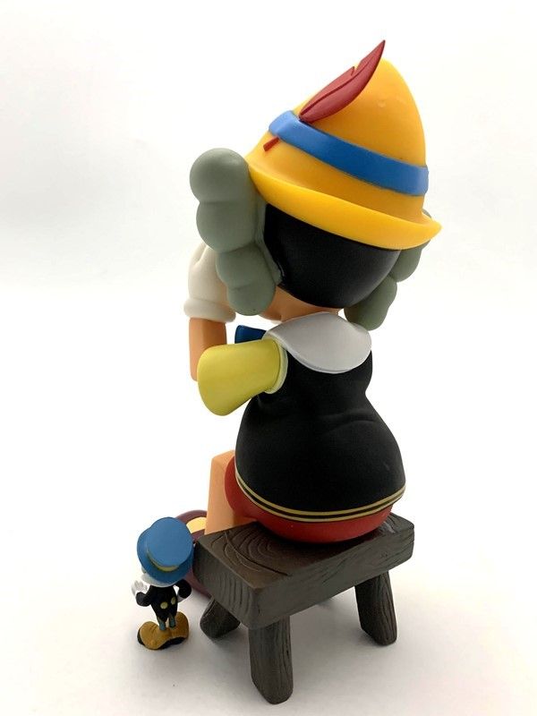 Kaws (brian Donnelly) - Pinocchio & Jimmy Cricket Figures