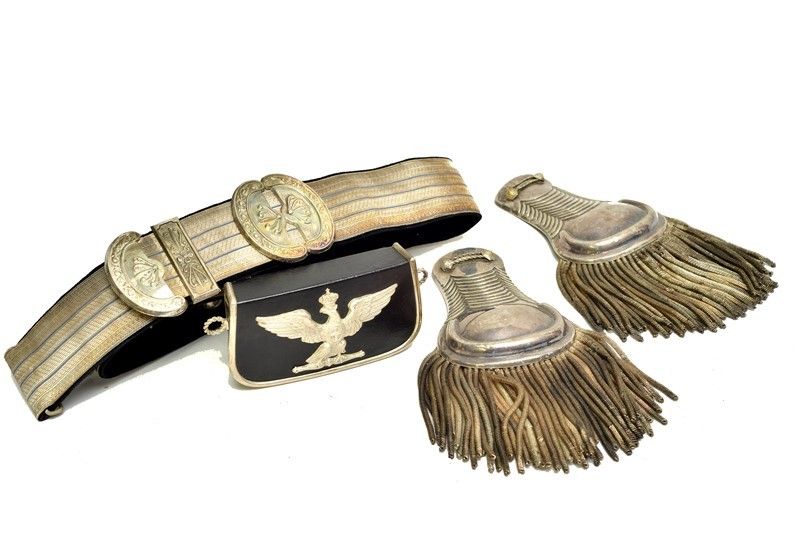Colbacco da Ufficiale dei Lancieri con Accessori e Bauletto