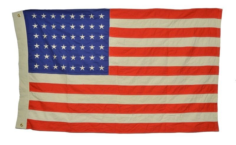 Bandiera degli U.s.a. ed Elmetto M1