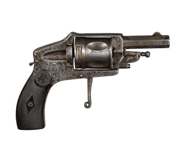 Handgun with breech loading