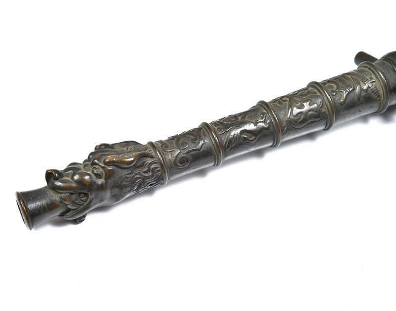 Piccolo ed Elegante Cannone