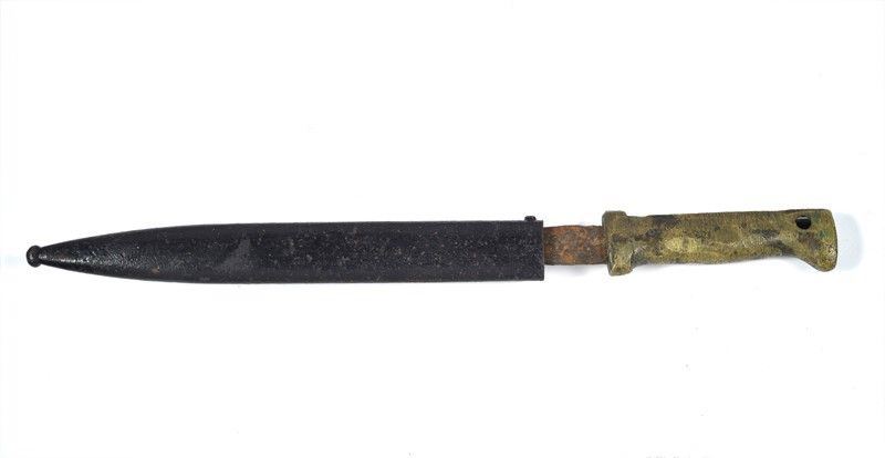 Lotto di una Daga ed una Baionetta