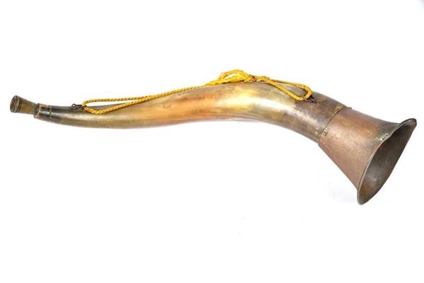 Grande corno da caccia  - Asta Armi antiche e Militaria - Galleria Pananti Casa d'Aste