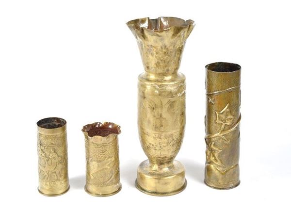 Lotto di quattro bossoli di "Trench Art"  - Asta ARMI ANTICHE E MILITARIA - Galleria Pananti Casa d'Aste