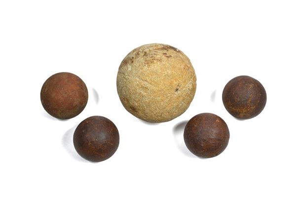 Lot of five cannon balls