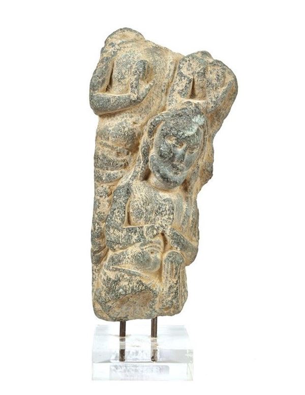 Figure of deity (fragment)  - Auction ANTIQUES - I - Galleria Pananti Casa d'Aste