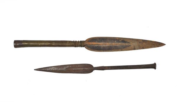 Two needles of African spears