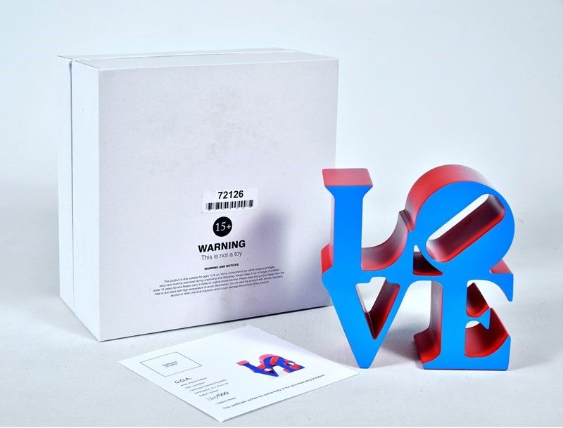 Robert Indiana - Love Blue