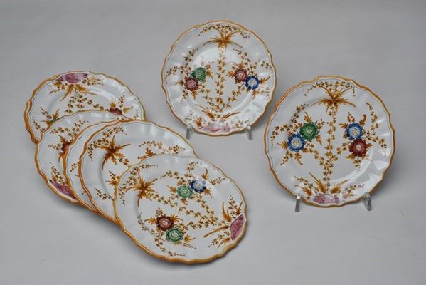 8 piatti da dolce  - Maiolica - Asta ANTIQUARIATO - Galleria Pananti Casa d'Aste