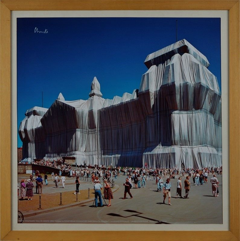 Christo (javacheff) - Wrapped Reichstag, 1971-1995