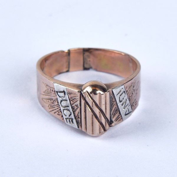 Anello fascista in oro