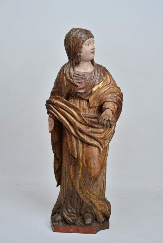 Attr. ai fratelli De Donati, XV - XVI sec. : Veiled and draped female figure  - Lime wood painted, silvered and gilded - Auction ANTIQUES - I - Galleria Pananti Casa d'Aste
