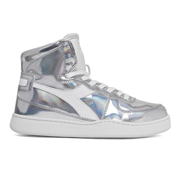 DIADORA - MI BASKETBALL