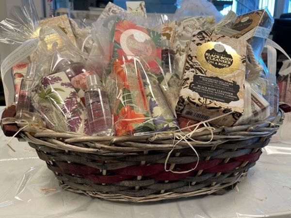 NESTI DANTE - Basket of soaps