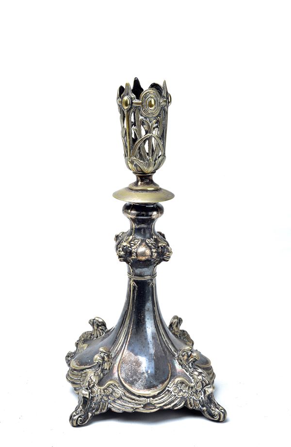 Candlestick  - Embossed engraved metal - Auction FROM A MILANESE COLLECTION - Galleria Pananti Casa d'Aste