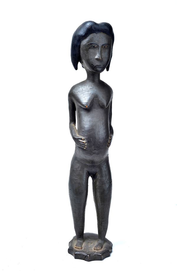 Female figure  - Painted wood sculpture - Auction FROM A MILANESE COLLECTION - Galleria Pananti Casa d'Aste