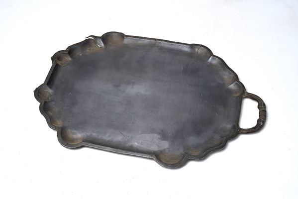 Tray  - Pewter - Auction FROM A MILANESE COLLECTION - Galleria Pananti Casa d'Aste