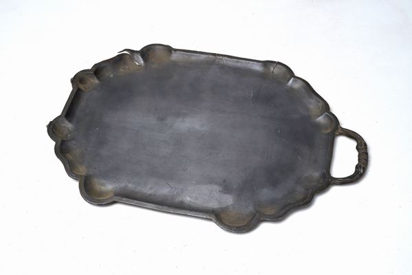 Vassoio  - Peltro - Asta Da un Collezionista Lombardo - Galleria Pananti Casa d'Aste