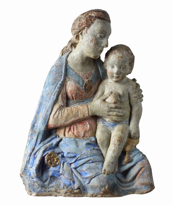 Matteo Civitali : Madonna with Child  - Contoured relief in painted and gilded terracotta - Auction ANTIQUES - I - Galleria Pananti Casa d'Aste