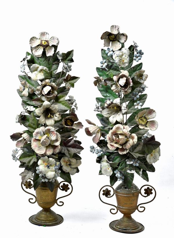Pair of centerpieces
