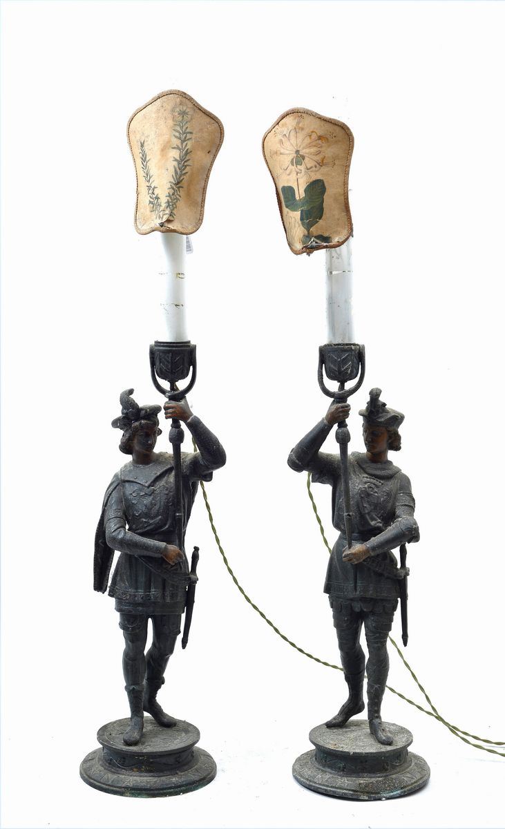 Coppia di Paggi Portacandele