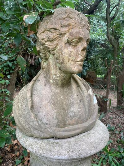 Busto di Menade