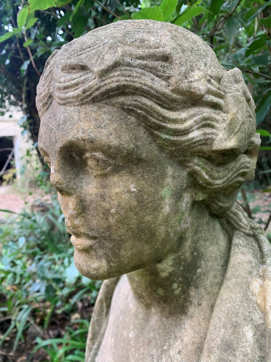 Busto di Menade