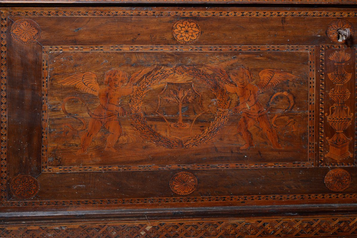 Antico Cassone