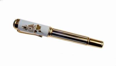 Montblanc Fountain Pen - Marchesa di Pompadour
