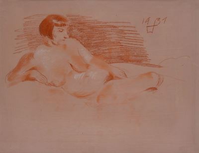 Donna sul Divano