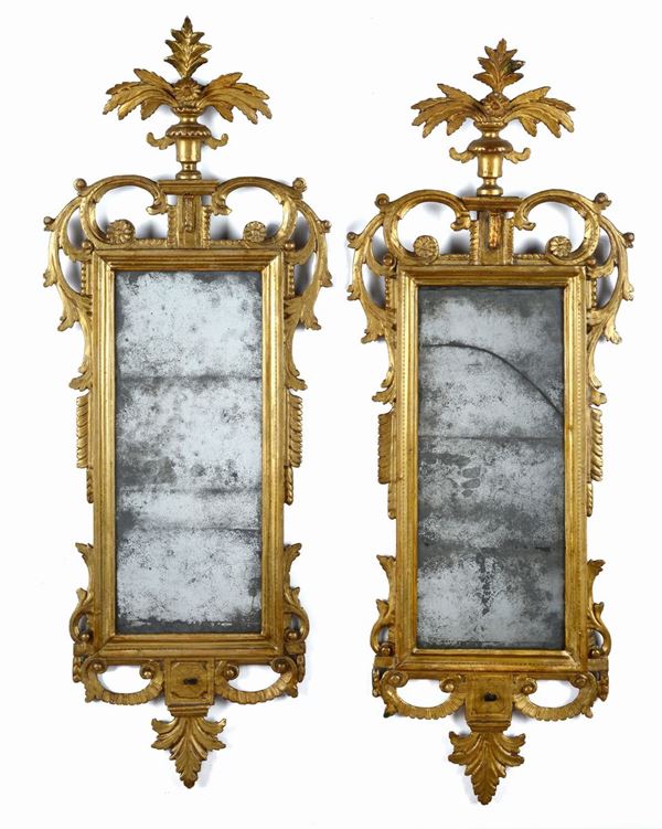Pair of mirrors