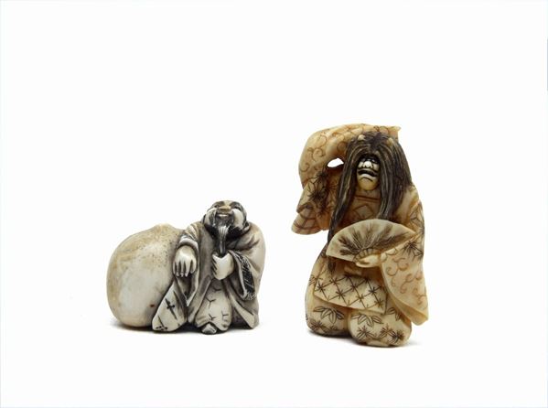 Due sculturine a soggetto orientale