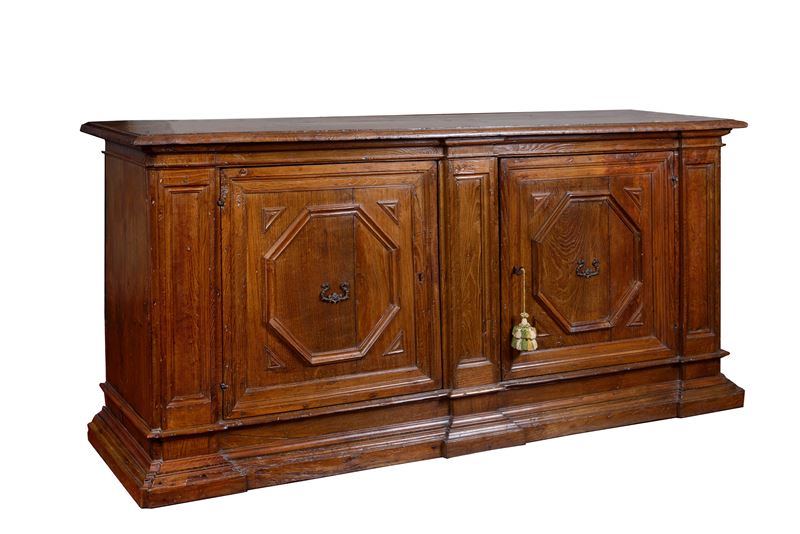 Credenza
