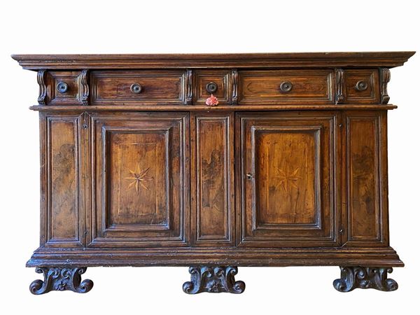 Credenza