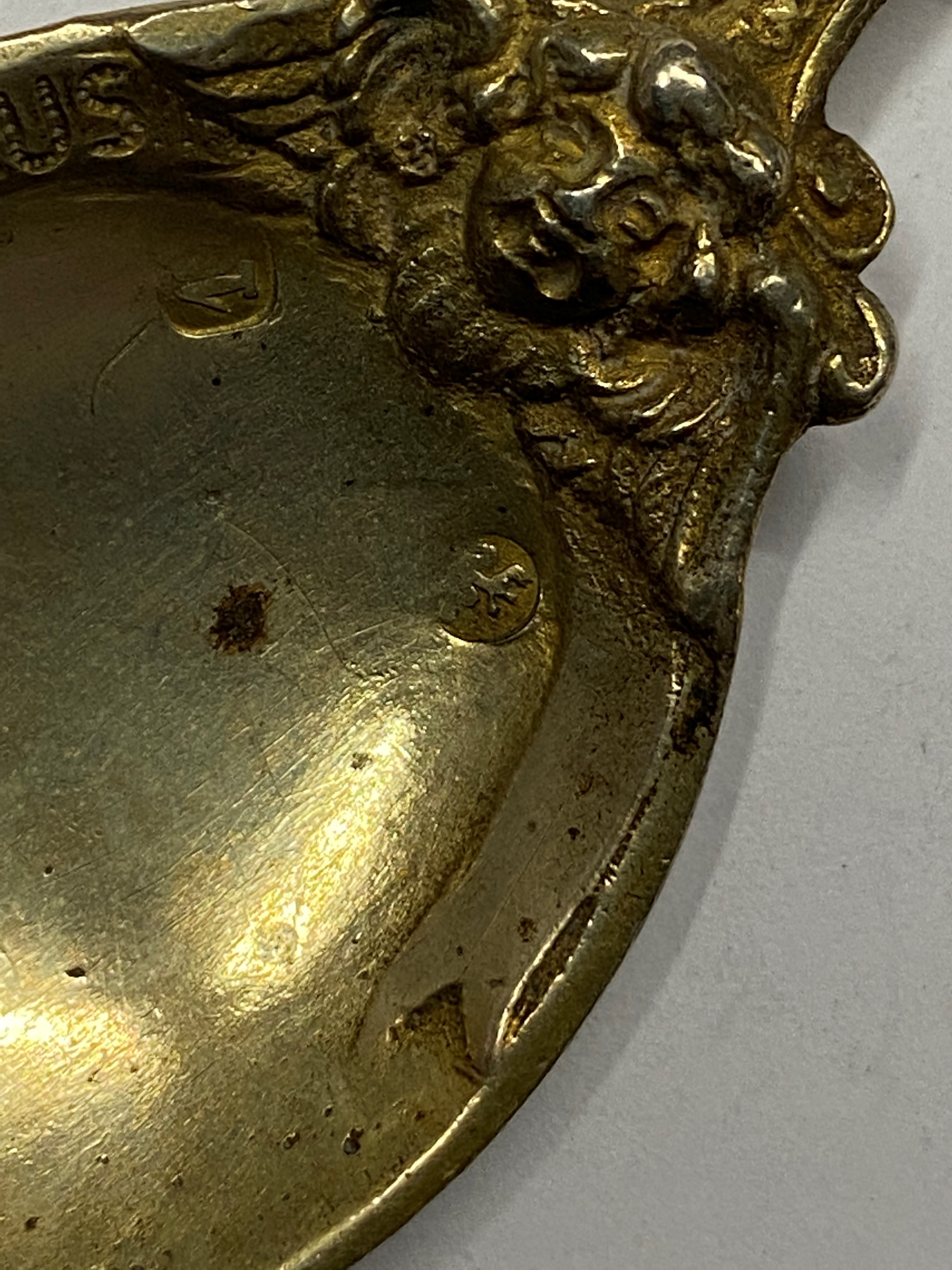 Tre Cucchiaini Figurati