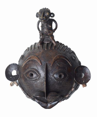 Maschera Tikar