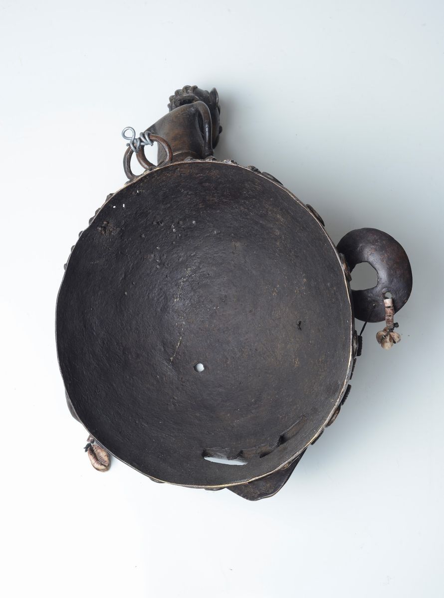 Maschera Tikar