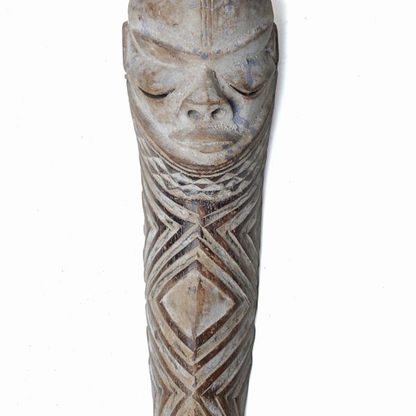 Pende mask