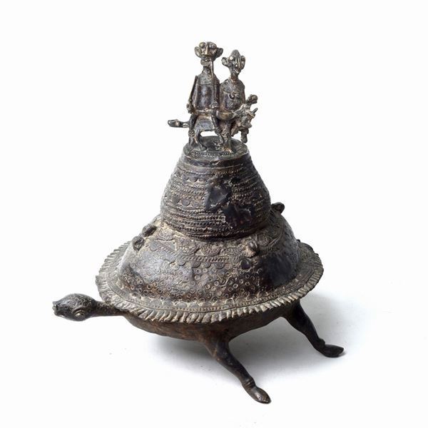 Bronze container