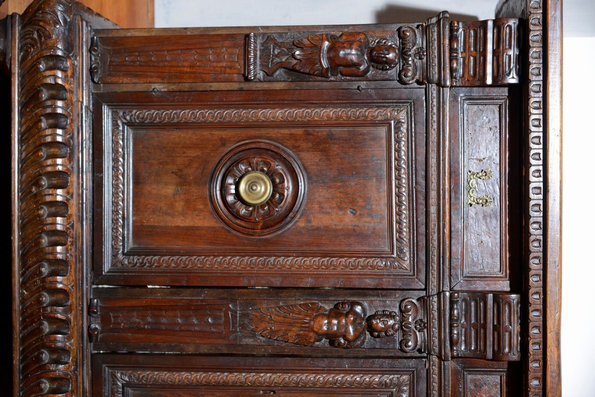 Credenza
