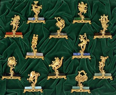 Lotto Composto da 12 Segnaposto con Segni Zodiacali