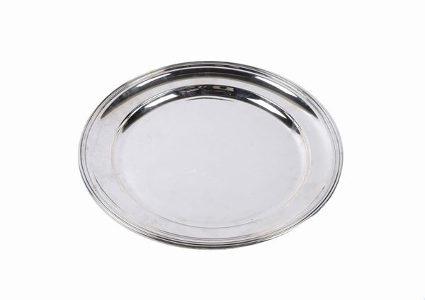 Round serving plate